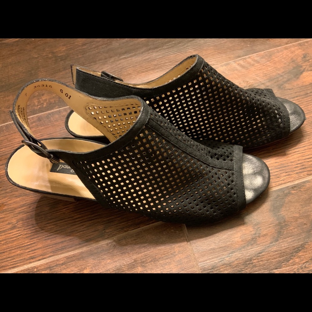 Paul Green perforated sandal